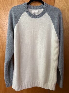 Old navy cashmere sweater size xl new